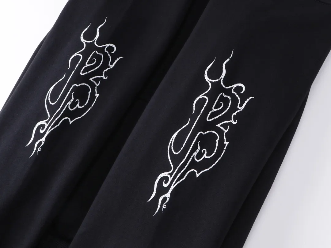 【 . Quality】BALENCI*GA/ .2024New Arrival LOGO T 。 . Authentic ， ！ ZP 。 460 ， . ， ，。 。Classic LOGO ， ， 。 . ， ， OS . Same Style ：BL 238923 ：Black Size：XS S M L